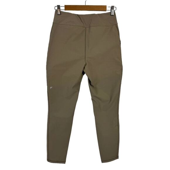 NEW FABLETICS Hybrid Cargo Pants Women's Small Smoke Tan Nylon Pockets Leggings - Picture 9 of 16